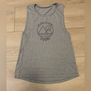 Vuori the rise the shine muscle tank, size small